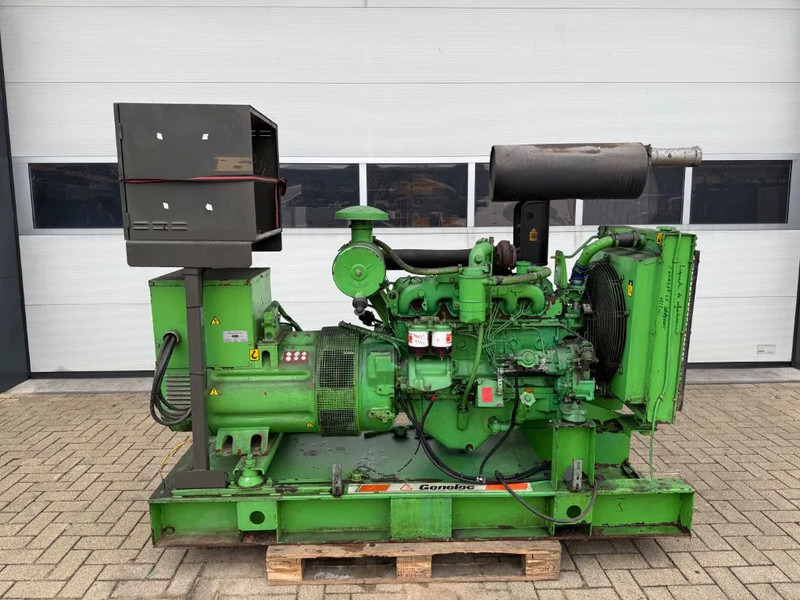 Iveco 8061 SI 16.06 Mecc Alte Spa 100 kVA generatorset - مجموعة المولد: صورة 1 Iveco 8061 SI 16.06 Mecc Alte Spa 100 kVA generatorset - مجموعة المولد: صورة 1