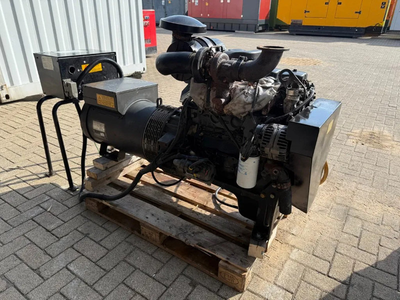 Iveco FPT Himoinsa Mecc Alte Spa 75 kVA generatorset - مجموعة المولد: صورة 5 Iveco FPT Himoinsa Mecc Alte Spa 75 kVA generatorset - مجموعة المولد: صورة 5