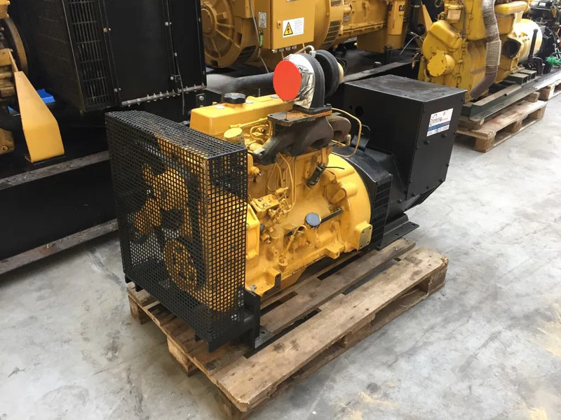 John Deere 4045 TFU 70 Stamford 65 kVA generatorset - مجموعة المولد: صورة 4 John Deere 4045 TFU 70 Stamford 65 kVA generatorset - مجموعة المولد: صورة 4