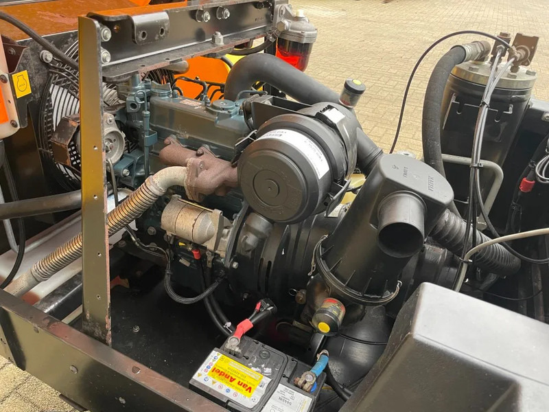 ضاغط هوائي Kaeser M27 Kubota 2,7 m3 / min 7 Bar 18 kW Mobiele Silent Diesel Compressor: صورة 7