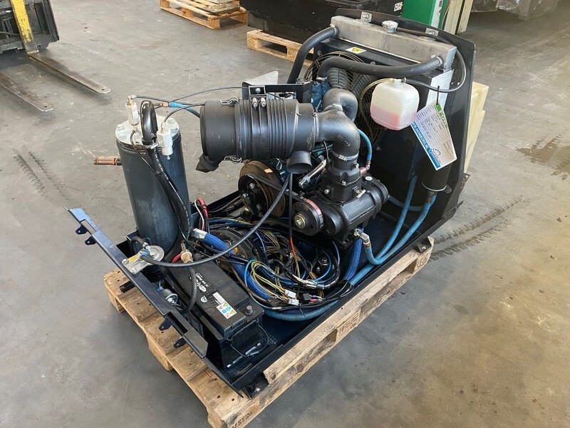 Kubota D1105 Sullair 15.5 kW 7 bar diesel schroefcompressor - ضاغط هوائي: صورة 5 Kubota D1105 Sullair 15.5 kW 7 bar diesel schroefcompressor - ضاغط هوائي: صورة 5
