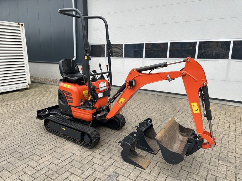 Kubota U10-3 Minigraver Diesel Graafmachine 2021 ! 690 uur ! As New ! - حفار صغير: صورة 5 Kubota U10-3 Minigraver Diesel Graafmachine 2021 ! 690 uur ! As New ! - حفار صغير: صورة 5
