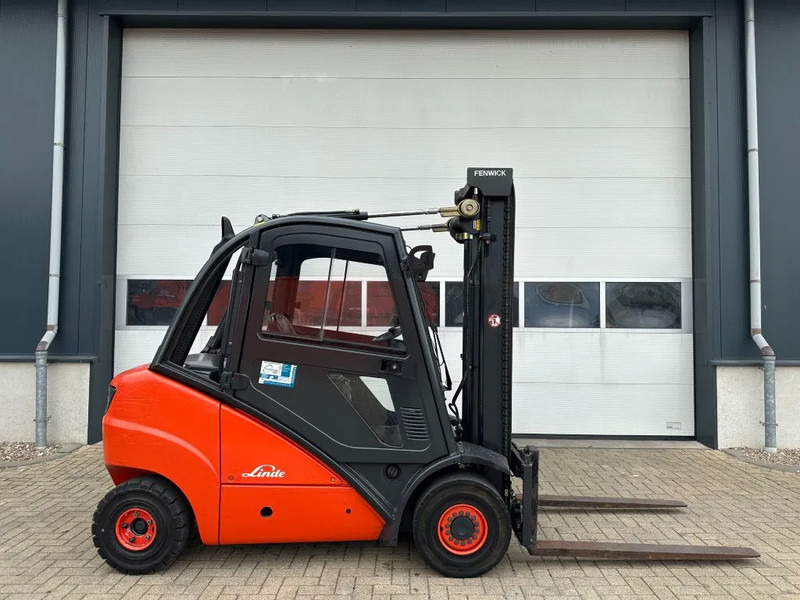 Linde H30D 3 ton Duplex Sideshift Diesel Heftruck - رافعة شوكية ديزل: صورة 2 Linde H30D 3 ton Duplex Sideshift Diesel Heftruck - رافعة شوكية ديزل: صورة 2