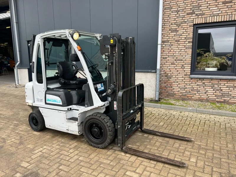 Nissan Uni Carriers 2.5 ton diesel Y1D2A25Q Nissan 2.5 ton Duplex Sideshift Diesel Heftruck - رافعة شوكية ديزل: صورة 2 Nissan Uni Carriers 2.5 ton diesel Y1D2A25Q Nissan 2.5 ton Duplex Sideshift Diesel Heftruck - رافعة شوكية ديزل: صورة 2