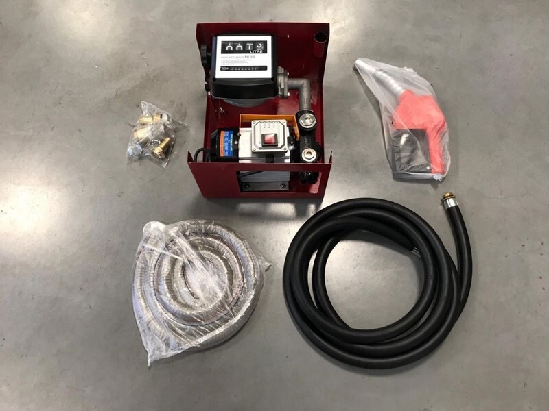 Pompset 230 Volt pompset brandstof pomp compleet met slang, teller en afgiftepistool ! - أدوات ومعدات: صورة 1 Pompset 230 Volt pompset brandstof pomp compleet met slang, teller en afgiftepistool ! - أدوات ومعدات: صورة 1