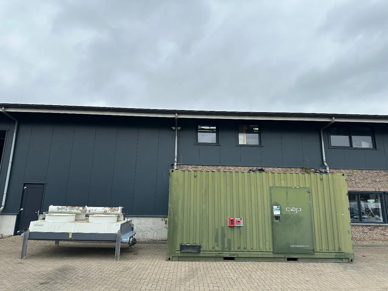 SDMO Detroit Leroy Somer 800 kVA Silent generatorset in 20 ft container 1639 hours ! - مجموعة المولد: صورة 5 SDMO Detroit Leroy Somer 800 kVA Silent generatorset in 20 ft container 1639 hours ! - مجموعة المولد: صورة 5