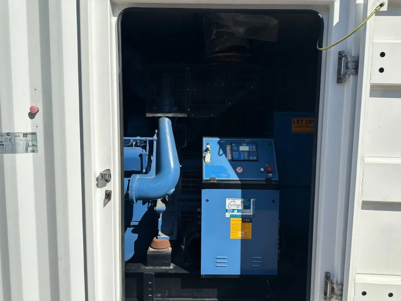SDMO Perkins Leroy Somer 1460 kVA Silent generatorset Powerplant in 40 ft container - مجموعة المولد: صورة 3 SDMO Perkins Leroy Somer 1460 kVA Silent generatorset Powerplant in 40 ft container - مجموعة المولد: صورة 3