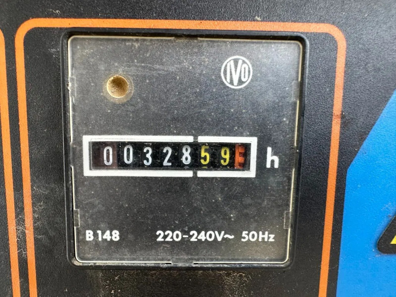 SDMO Yanmar Leroy Somer 50 kVA noodstroom generatorset 328 hours ! - مجموعة المولد: صورة 5 SDMO Yanmar Leroy Somer 50 kVA noodstroom generatorset 328 hours ! - مجموعة المولد: صورة 5