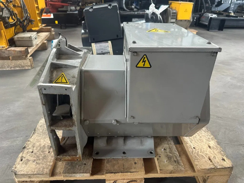 Stamford BC.I184G1 Alternator 30 kVa generatordeel - مجموعة المولد: صورة 2 Stamford BC.I184G1 Alternator 30 kVa generatordeel - مجموعة المولد: صورة 2