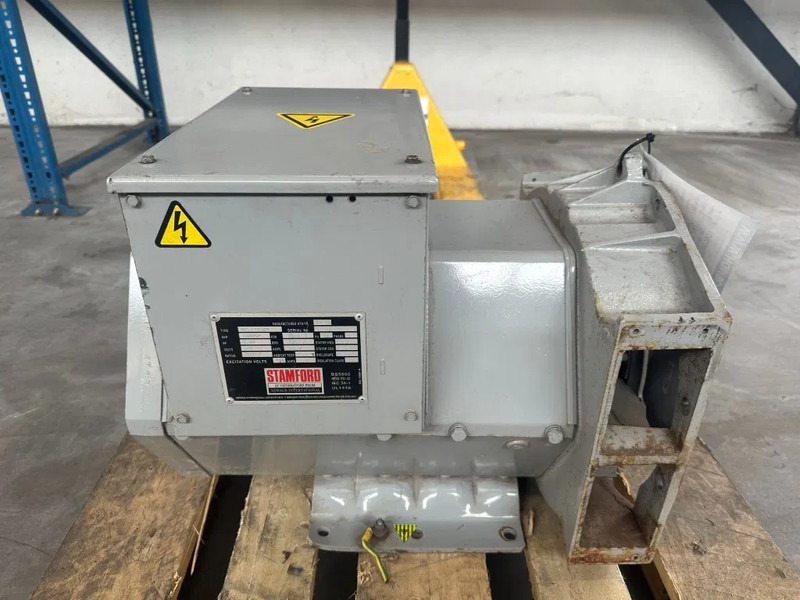 Stamford BC.I184G1 Alternator 30 kVa generatordeel - مجموعة المولد: صورة 1 Stamford BC.I184G1 Alternator 30 kVa generatordeel - مجموعة المولد: صورة 1