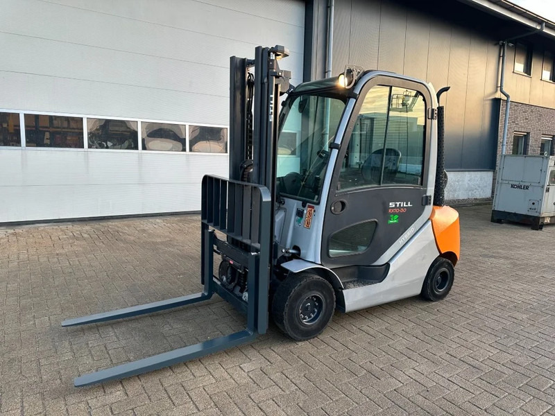 Still RX 70-30 T 3 ton Duplex Sideshift LPG Heftruck - رافعة شوكية تعمل بالغاز: صورة 3 Still RX 70-30 T 3 ton Duplex Sideshift LPG Heftruck - رافعة شوكية تعمل بالغاز: صورة 3