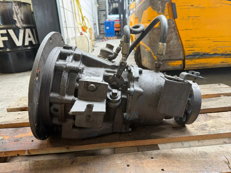 Velvet Drive AS3 70C Keerkoppeling Ratio 2.10:1 Gearbox - محرك - معدات المناولة: صورة 2 Velvet Drive AS3 70C Keerkoppeling Ratio 2.10:1 Gearbox - محرك - معدات المناولة: صورة 2