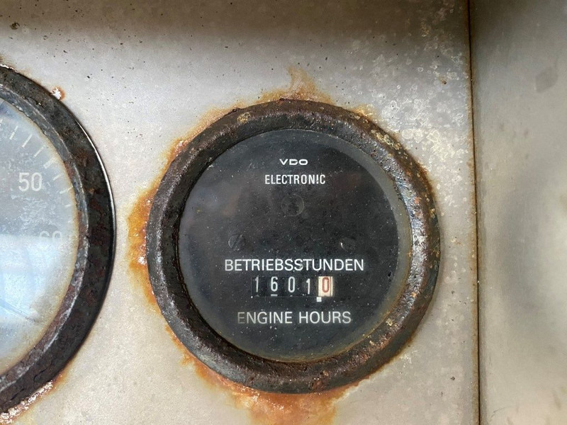 Volkswagen 068.2/M344 Marine Diesel motor 33 kW / 45 PK met keerkoppeling - محرك - معدات المناولة: صورة 5 Volkswagen 068.2/M344 Marine Diesel motor 33 kW / 45 PK met keerkoppeling - محرك - معدات المناولة: صورة 5