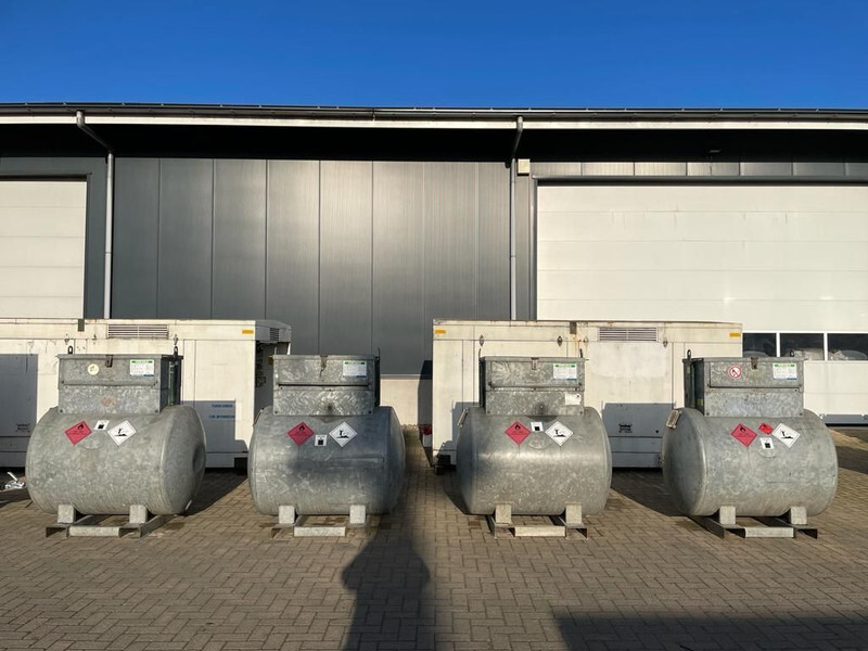 Dieseltank Rietberg 1000 liter Dieseltank Gegalvaniseerd IBC met keuring ! - خزان تخزين: صورة 1 Dieseltank Rietberg 1000 liter Dieseltank Gegalvaniseerd IBC met keuring ! - خزان تخزين: صورة 1