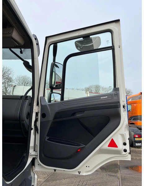 تأجير DAF CF 260 CF 260 FA CHASSIS CABINE EURO 6 DAF CF 260 CF 260 FA CHASSIS CABINE EURO 6: صورة 10