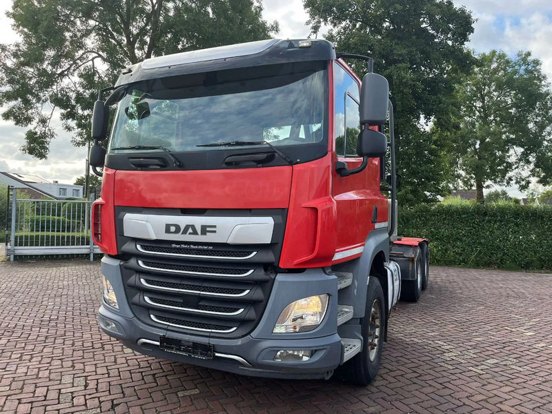 DAF CF 530 FAT intarder - رأس تريلا: صورة 2 DAF CF 530 FAT intarder - رأس تريلا: صورة 2
