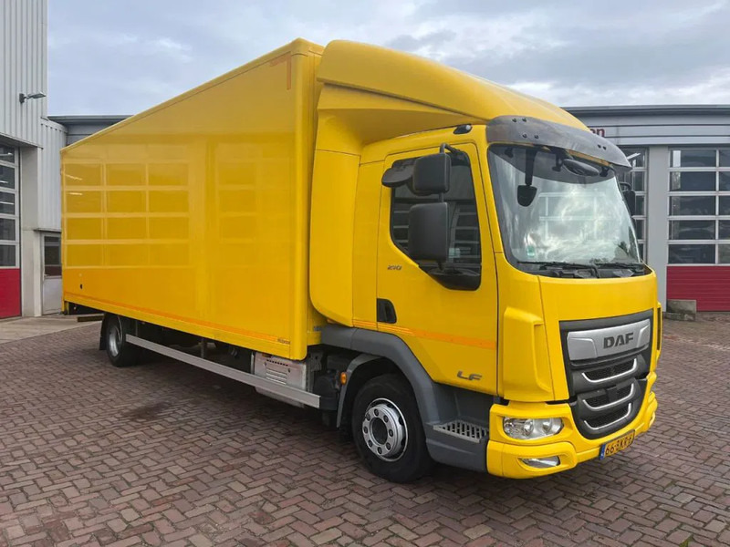 DAF LF 210 FA 12 TN - شاحنة صندوقية: صورة 1 DAF LF 210 FA 12 TN - شاحنة صندوقية: صورة 1