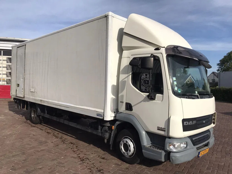DAF LF 45 12.220 EURO 5 EEV - شاحنة صندوقية: صورة 1 DAF LF 45 12.220 EURO 5 EEV - شاحنة صندوقية: صورة 1