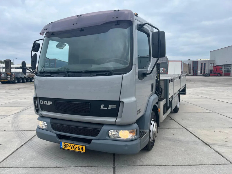 DAF LF 45 FA - شاحنة كرين, شاحنات مسطحة: صورة 2 DAF LF 45 FA - شاحنة كرين, شاحنات مسطحة: صورة 2