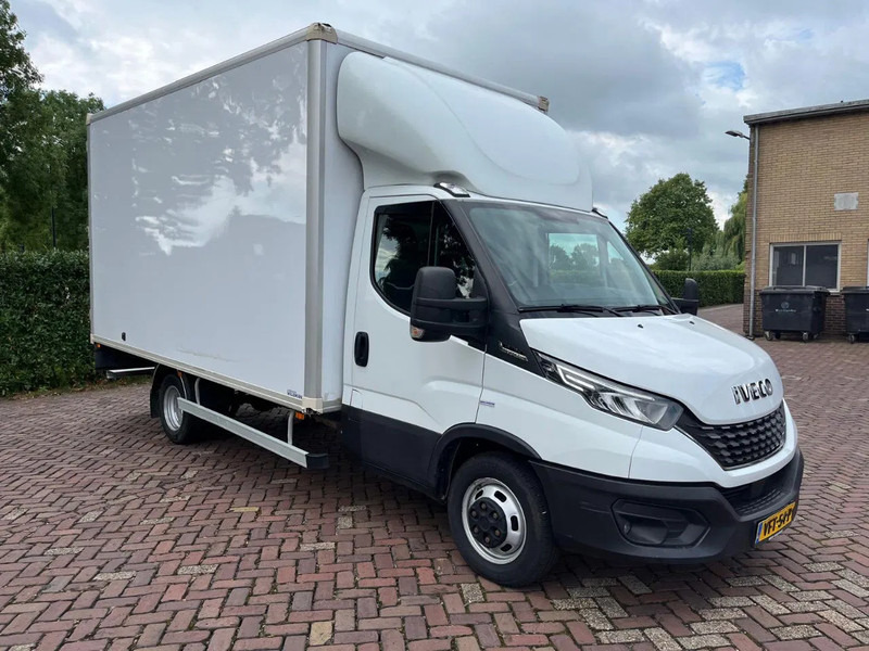 Iveco Daily 35C16 Achterdeuren (15 diverse modellen op voorraad) - شاحنة بصندوق مغلق, الشاحنات الصغيرة كابينة مزدوجة: صورة 5 Iveco Daily 35C16 Achterdeuren (15 diverse modellen op voorraad) - شاحنة بصندوق مغلق, الشاحنات الصغيرة كابينة مزدوجة: صورة 5