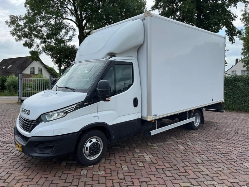 Iveco Daily 35C16 Achterdeuren nieuwe motor +distributieriem bij 253480 KM op 02-05-2024 - شاحنة بصندوق مغلق, الشاحنات الصغيرة كابينة مزدوجة: صورة 1 Iveco Daily 35C16 Achterdeuren nieuwe motor +distributieriem bij 253480 KM op 02-05-2024 - شاحنة بصندوق مغلق, الشاحنات الصغيرة كابينة مزدوجة: صورة 1