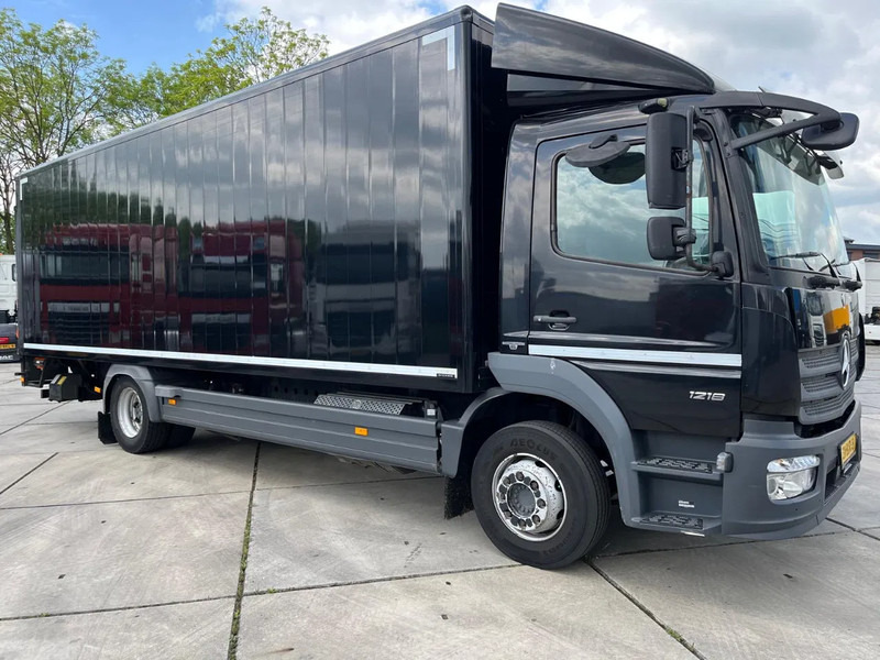 Mercedes-Benz Atego 1218 - شاحنة صندوقية: صورة 5 Mercedes-Benz Atego 1218 - شاحنة صندوقية: صورة 5