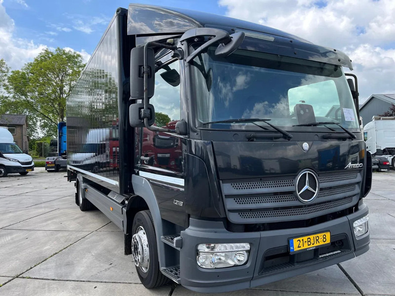 Mercedes-Benz Atego 1218 - شاحنة صندوقية: صورة 4 Mercedes-Benz Atego 1218 - شاحنة صندوقية: صورة 4