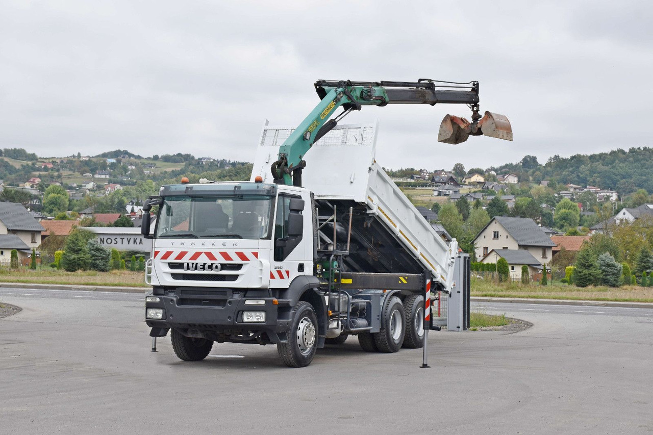 Iveco TRAKKER 360 * Kipper 5,20m* PK 16502 / FUNK*6x4 - شاحنة قلاب, شاحنة كرين: صورة 2 Iveco TRAKKER 360 * Kipper 5,20m* PK 16502 / FUNK*6x4 - شاحنة قلاب, شاحنة كرين: صورة 2