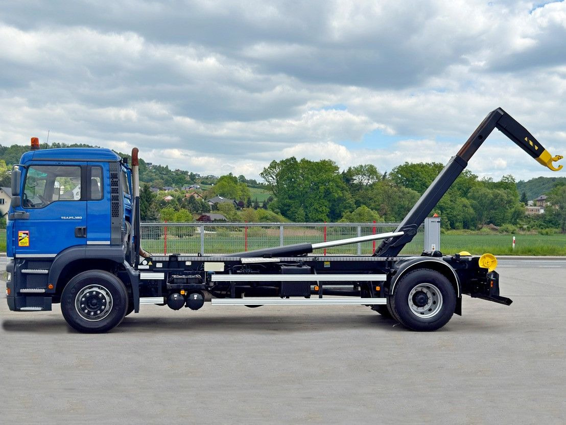 شاحنة برافعة خطافية MAN TGA 18.310 Abrollkipper * Top Zustand! MAN TGA 18.310 Abrollkipper * Top Zustand!: صورة 6