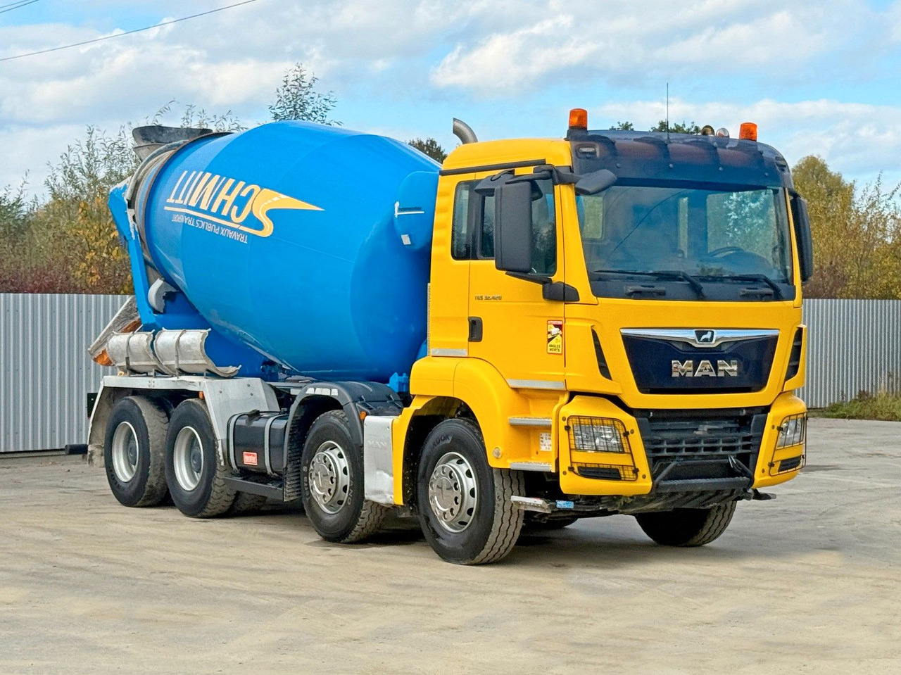 MAN TGS 32.420 * BETONMISCHER / 8x4 - شاحنة خلاطة خرسانة: صورة 1 MAN TGS 32.420 * BETONMISCHER / 8x4 - شاحنة خلاطة خرسانة: صورة 1