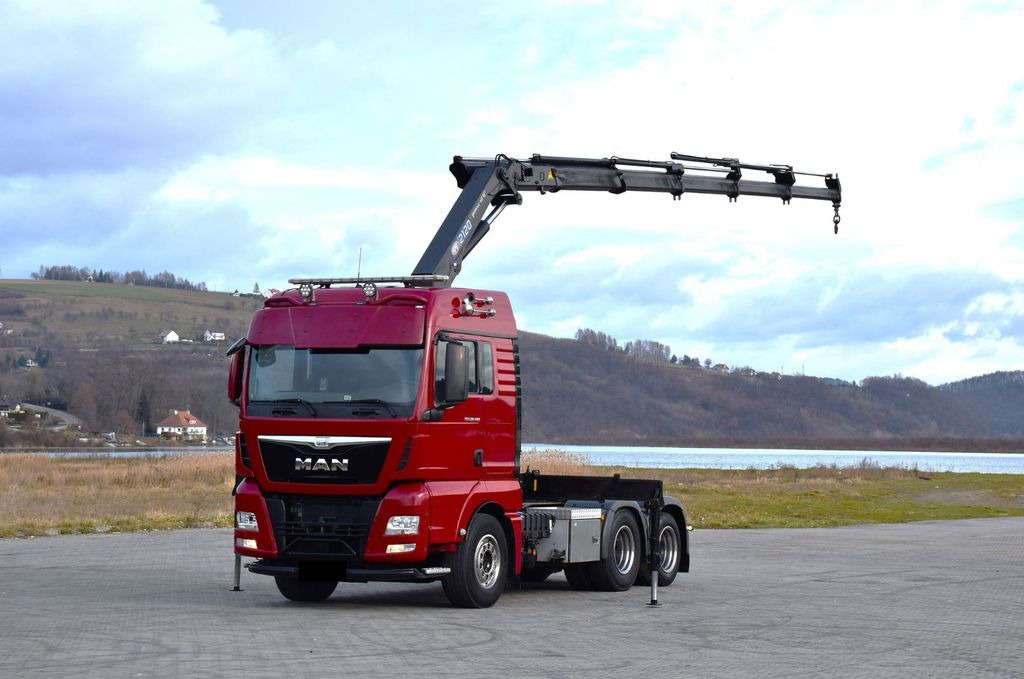 MAN TGX 28.480 Sattelzugmaschine + HMF 2120 K5/FUNK MAN TGX 28.480 Sattelzugmaschine + HMF 2120 K5/FUNK - رأس تريلا: صورة 2 MAN TGX 28.480 Sattelzugmaschine + HMF 2120 K5/FUNK MAN TGX 28.480 Sattelzugmaschine + HMF 2120 K5/FUNK - رأس تريلا: صورة 2