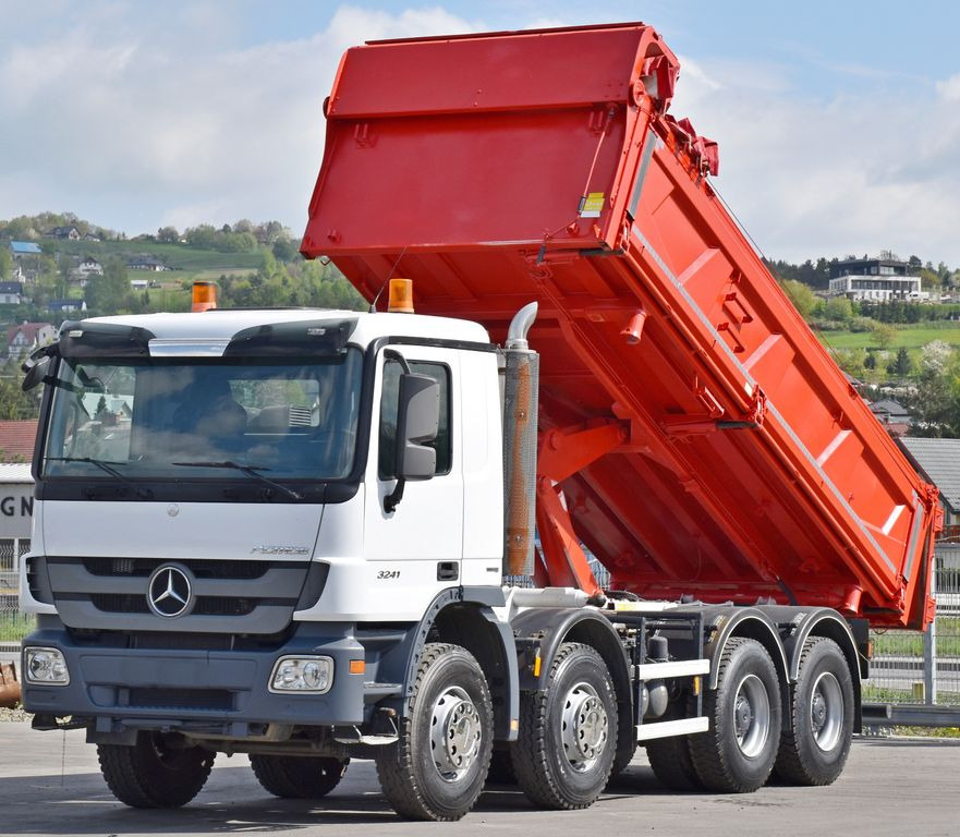 Mercedes-Benz ACTROS 3241 Kipper 5,70m + BORDMATIC / 8x4 - شاحنة قلاب: صورة 5 Mercedes-Benz ACTROS 3241 Kipper 5,70m + BORDMATIC / 8x4 - شاحنة قلاب: صورة 5