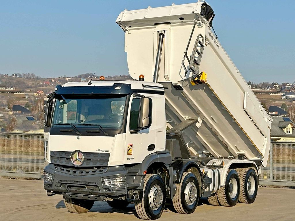 Mercedes-Benz AROCS 3246* KIPPER / 8x4 * TOPZUSTAND - شاحنة قلاب: صورة 4 Mercedes-Benz AROCS 3246* KIPPER / 8x4 * TOPZUSTAND - شاحنة قلاب: صورة 4