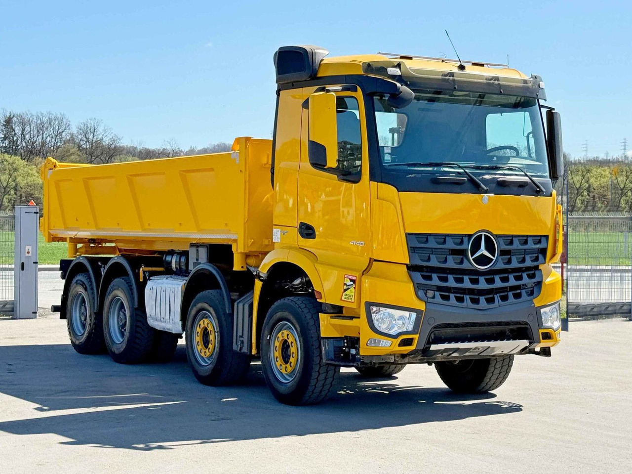 Mercedes-Benz AROCS 4148* KIPPER 6,00m + BORDMATIC /8x4 - شاحنة قلاب: صورة 1 Mercedes-Benz AROCS 4148* KIPPER 6,00m + BORDMATIC /8x4 - شاحنة قلاب: صورة 1