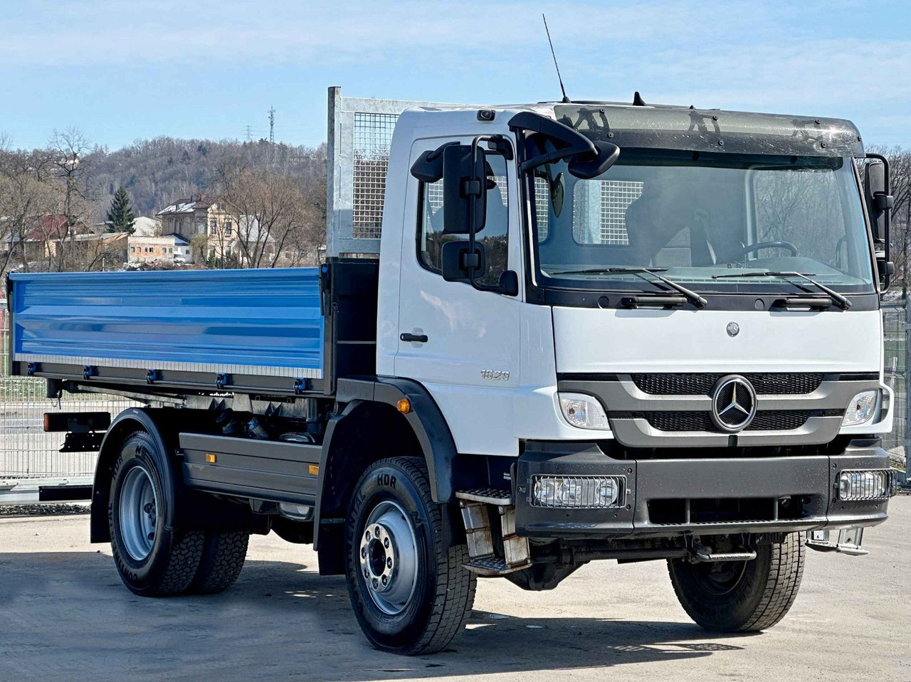 Mercedes-Benz AXOR 1629 * KIPPER 4,80 m * 4x4 * TOPZUSTAND - شاحنة قلاب, شاحنة كرين: صورة 4 Mercedes-Benz AXOR 1629 * KIPPER 4,80 m * 4x4 * TOPZUSTAND - شاحنة قلاب, شاحنة كرين: صورة 4
