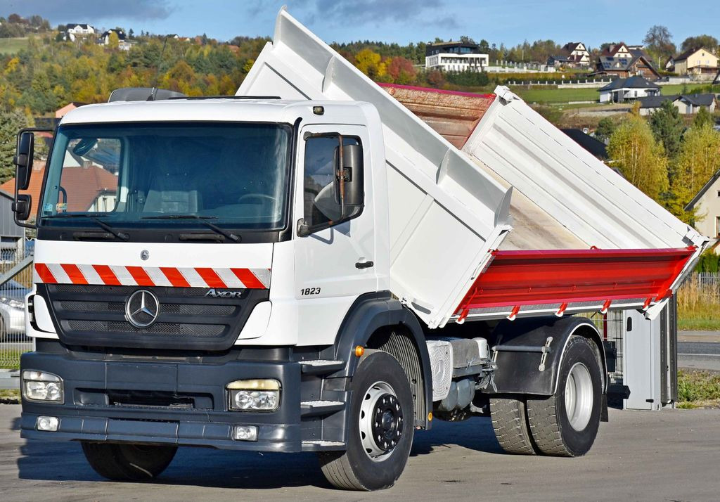 Mercedes-Benz AXOR 1823 * KIPPER 4,45 m * TOPZUSTAND Mercedes-Benz AXOR 1823 * KIPPER 4,45 m * TOPZUSTAND - شاحنة قلاب, شاحنة كرين: صورة 3 Mercedes-Benz AXOR 1823 * KIPPER 4,45 m * TOPZUSTAND Mercedes-Benz AXOR 1823 * KIPPER 4,45 m * TOPZUSTAND - شاحنة قلاب, شاحنة كرين: صورة 3