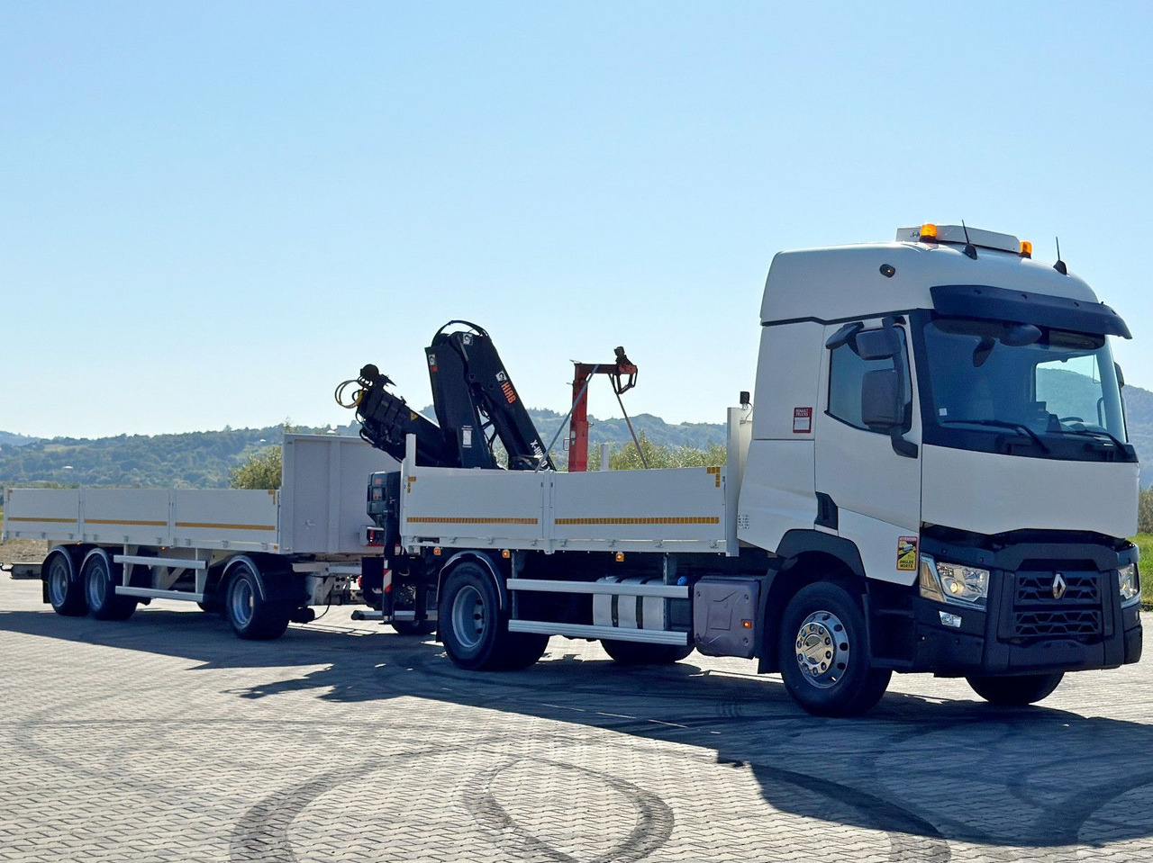 Renault C 440* HIAB X-HIDUO 138 B-3 + FUNK + Anhänger - شاحنة كرين: صورة 3 Renault C 440* HIAB X-HIDUO 138 B-3 + FUNK + Anhänger - شاحنة كرين: صورة 3
