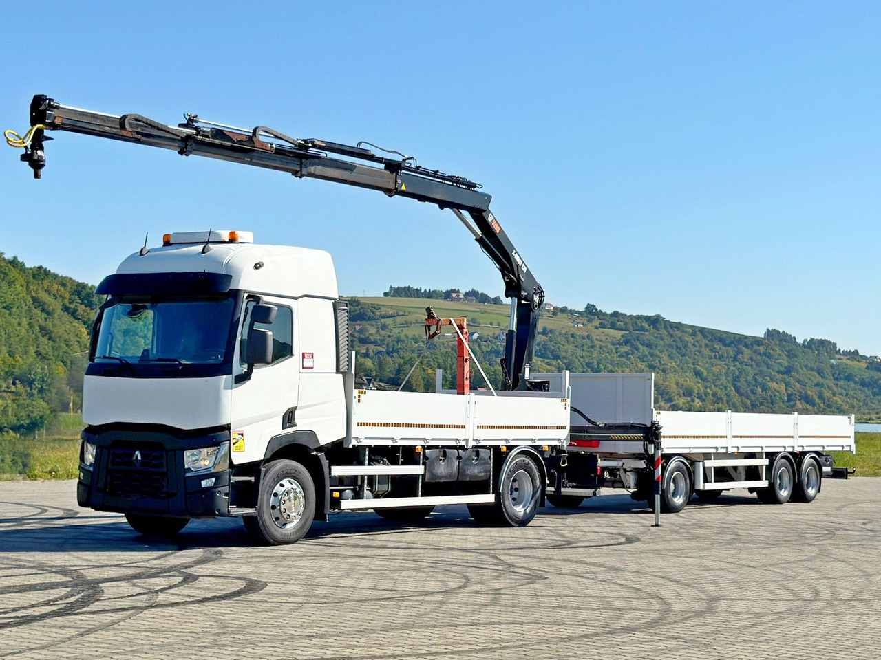 Renault C 440* HIAB X-HIDUO 138 B-3 + FUNK + Anhänger - شاحنة كرين: صورة 2 Renault C 440* HIAB X-HIDUO 138 B-3 + FUNK + Anhänger - شاحنة كرين: صورة 2
