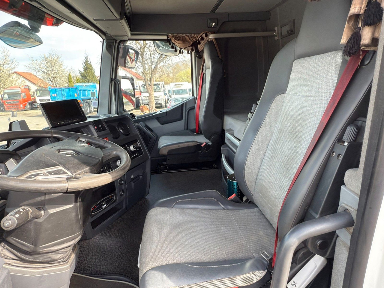 شاحنة برافعة خطافية, شاحنة كرين Renault C520 * ABROLLKIPPER 4,80 m * KESLA * 6x4!: صورة 8 شاحنة برافعة خطافية, شاحنة كرين Renault C520 * ABROLLKIPPER 4,80 m * KESLA * 6x4!: صورة 8