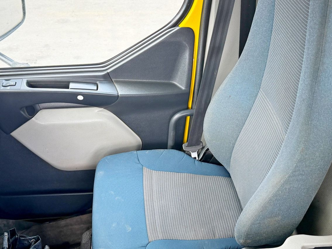 تأجير Volvo FL 240 * Abrollkipper * HMF 270 K2 * TOPZUSTAND Volvo FL 240 * Abrollkipper * HMF 270 K2 * TOPZUSTAND: صورة 10 تأجير Volvo FL 240 * Abrollkipper * HMF 270 K2 * TOPZUSTAND Volvo FL 240 * Abrollkipper * HMF 270 K2 * TOPZUSTAND: صورة 10