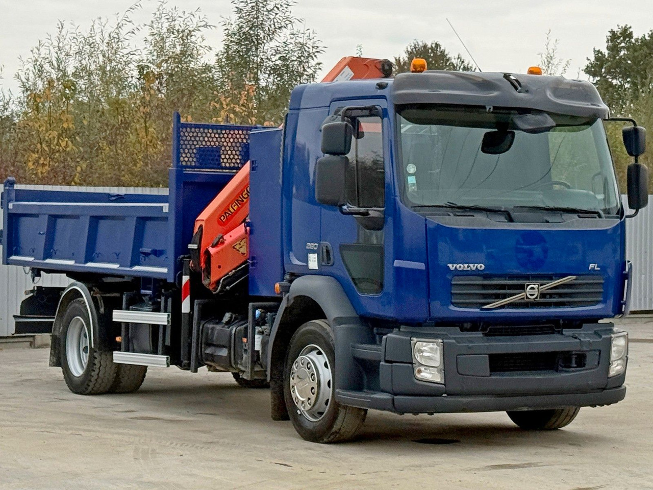 Volvo FL280 KIPPER 4,35m * PALFINGER PK 10000 + FUNK - شاحنة كرين: صورة 3 Volvo FL280 KIPPER 4,35m * PALFINGER PK 10000 + FUNK - شاحنة كرين: صورة 3