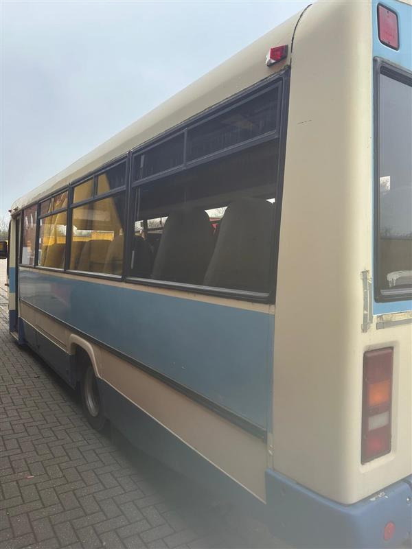 2000 Mercedes 814 Vario Automatic - حافلة الضواحي: صورة 5 2000 Mercedes 814 Vario Automatic - حافلة الضواحي: صورة 5