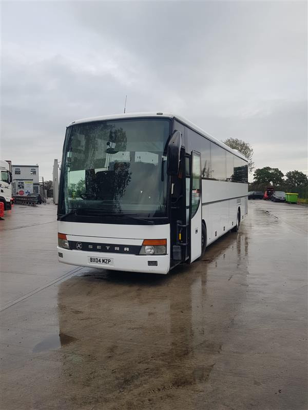 2004 Setra 315 GT 49 Seat coach, MOT November, 6 cylinder, 6 speed manual, excellent runner. - حافلة نقل لمسافات طويلة: صورة 1 2004 Setra 315 GT 49 Seat coach, MOT November, 6 cylinder, 6 speed manual, excellent runner. - حافلة نقل لمسافات طويلة: صورة 1