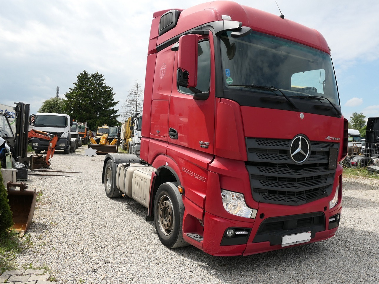 Mercedes Benz Actros 1845 - رأس تريلا: صورة 4 Mercedes Benz Actros 1845 - رأس تريلا: صورة 4