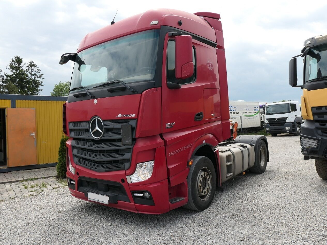 Mercedes-Benz Actros 1845 - رأس تريلا: صورة 3 Mercedes-Benz Actros 1845 - رأس تريلا: صورة 3
