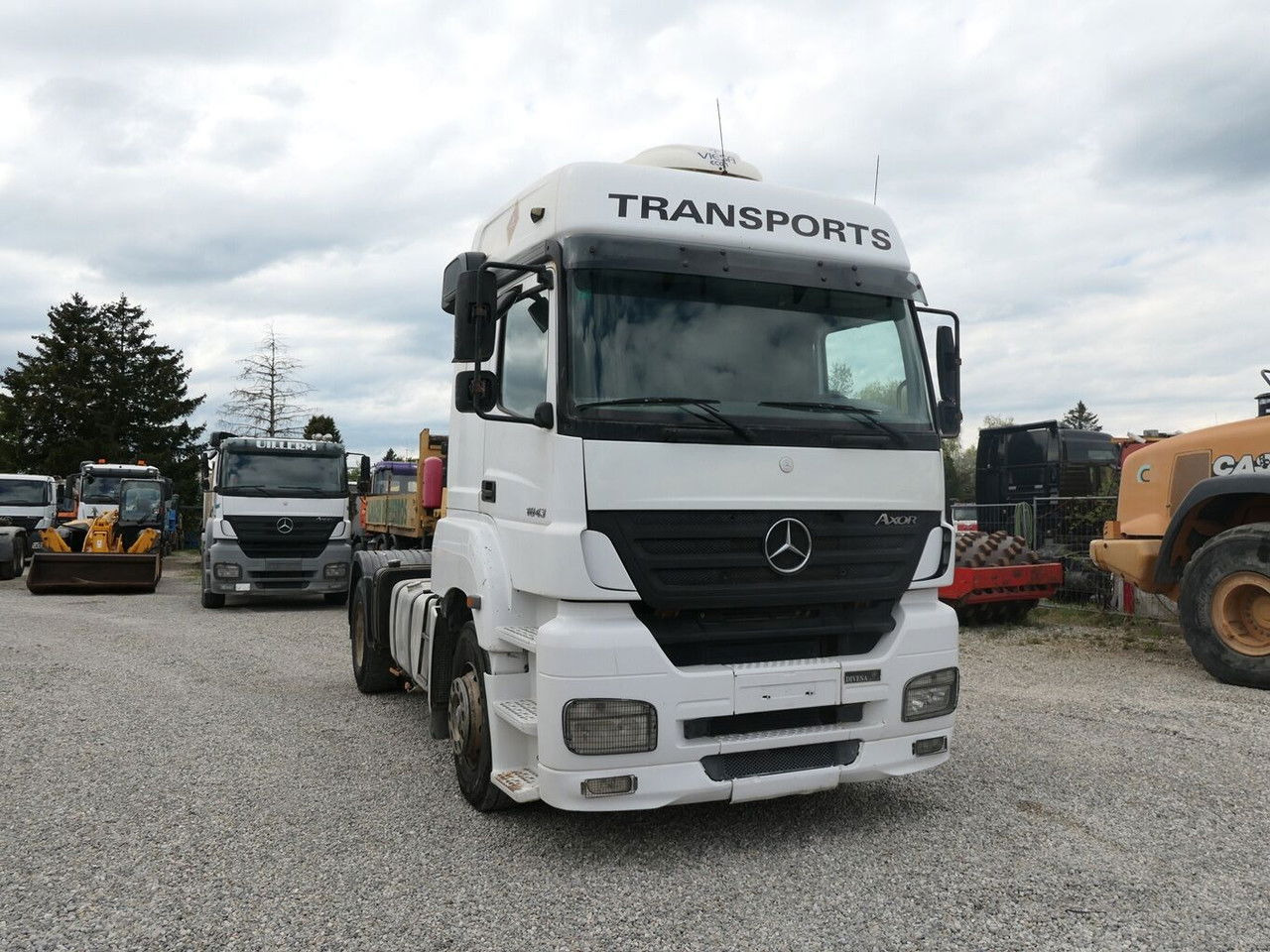 Mercedes-Benz Axor 1843 - مقطورة السحب: صورة 1 Mercedes-Benz Axor 1843 - مقطورة السحب: صورة 1