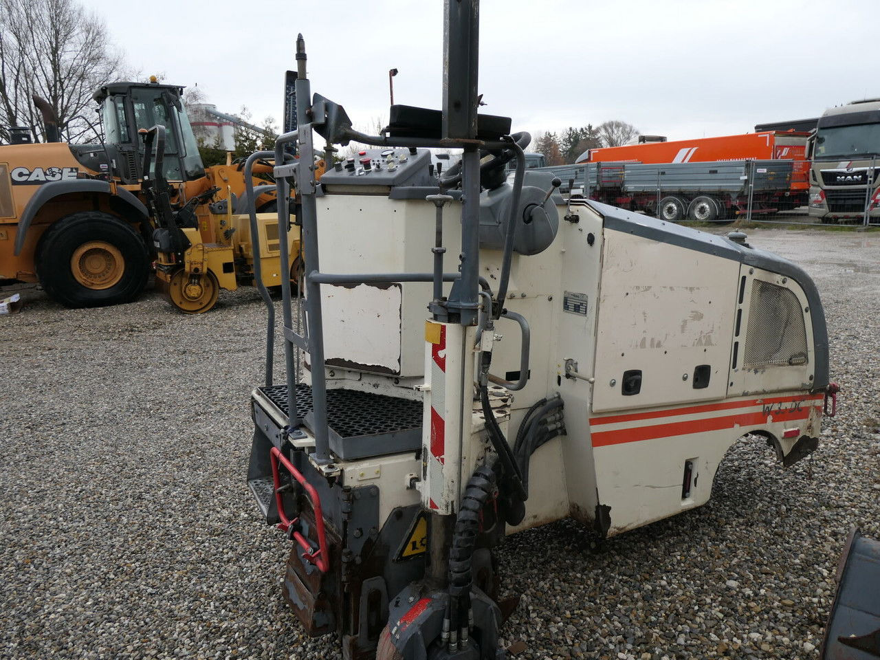 Wirtgen W 35 DC - ماكينة الكشط على البارد: صورة 4 Wirtgen W 35 DC - ماكينة الكشط على البارد: صورة 4