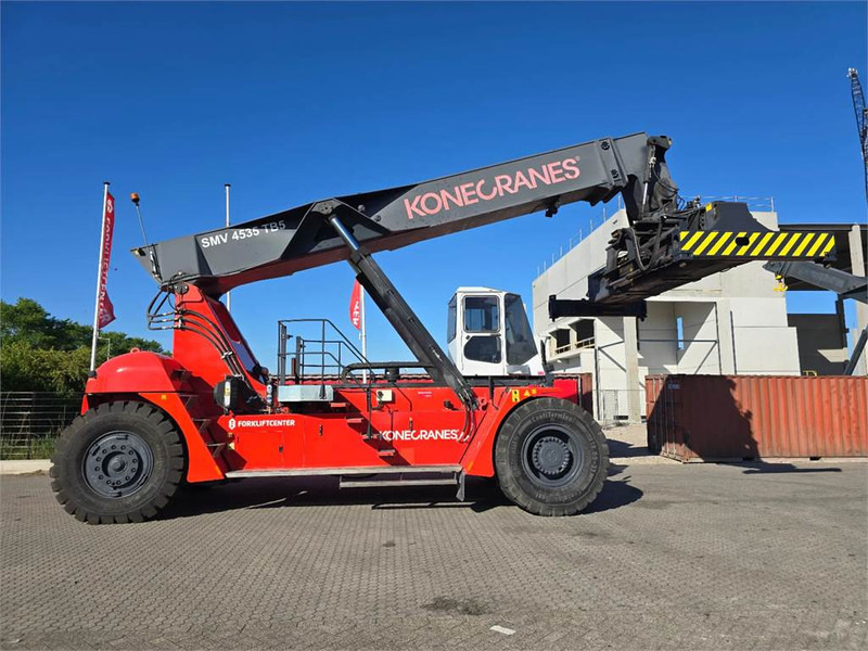 KONECRANES SMV 4535 TB5 - آلة حمل الحاويات في الأماكن الصغيرة: صورة 1 KONECRANES SMV 4535 TB5 - آلة حمل الحاويات في الأماكن الصغيرة: صورة 1