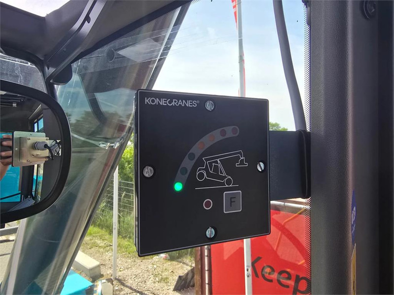 آلة حمل الحاويات في الأماكن الصغيرة KONECRANES SMV 4632 TC5: صورة 18 آلة حمل الحاويات في الأماكن الصغيرة KONECRANES SMV 4632 TC5: صورة 18