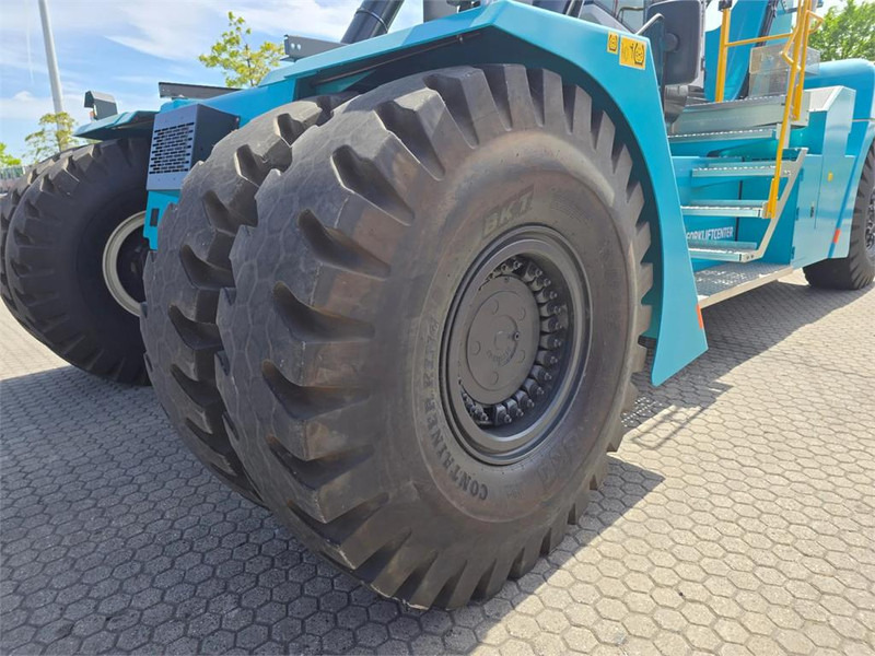 آلة حمل الحاويات في الأماكن الصغيرة KONECRANES SMV 4632 TC5: صورة 12 آلة حمل الحاويات في الأماكن الصغيرة KONECRANES SMV 4632 TC5: صورة 12